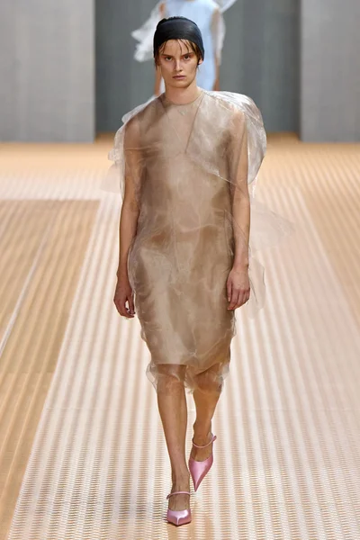 Look 29